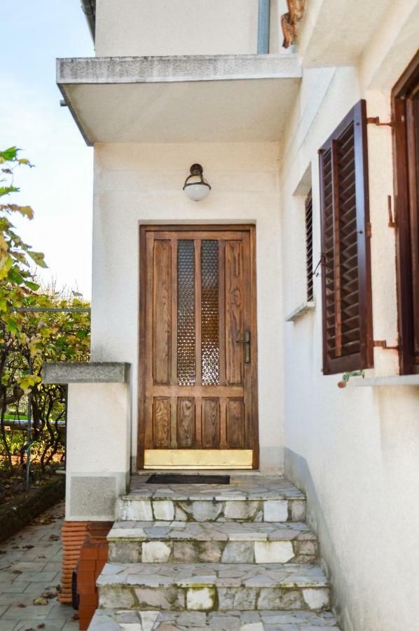 Pinezići Apartment Zoja מראה חיצוני תמונה