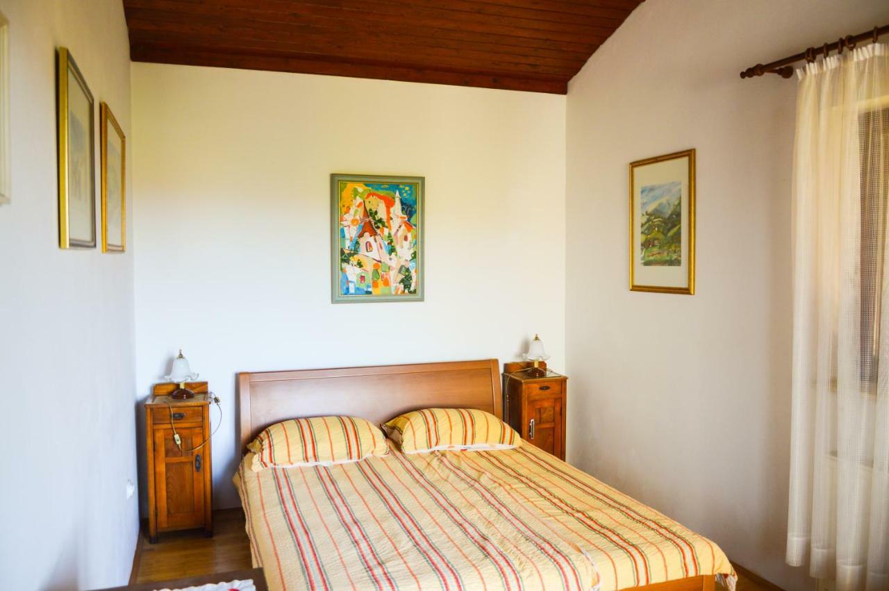 Pinezići Apartment Zoja מראה חיצוני תמונה