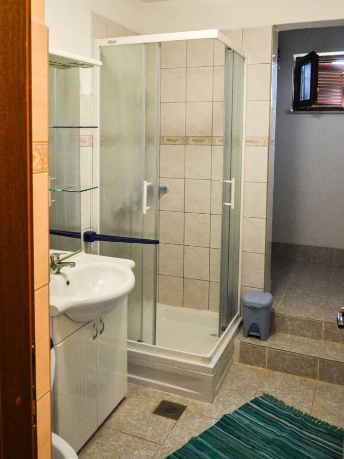 Pinezići Apartment Zoja מראה חיצוני תמונה